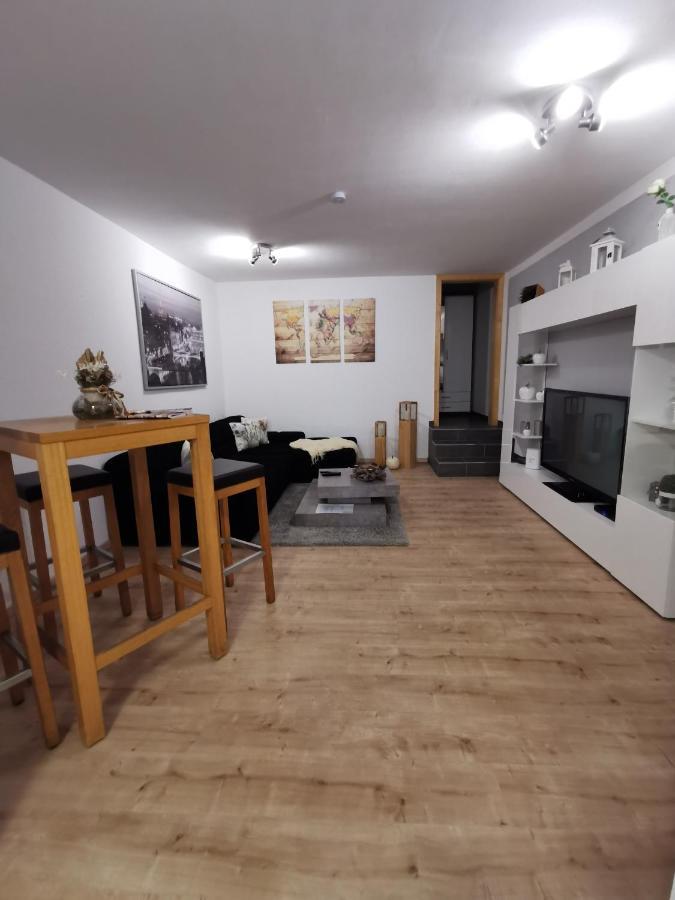 Schoene Ferien- Oder Monteurwohnung "Ausblick Storchennest" Schermbeck Esterno foto